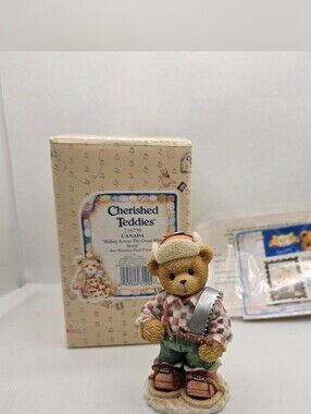 New CHERISHED TEDDIES Preston Bear Figurine Canada North winter country box